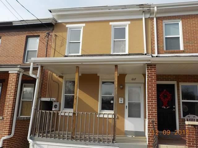 607 N Monroe St - Photo 2 of 2
