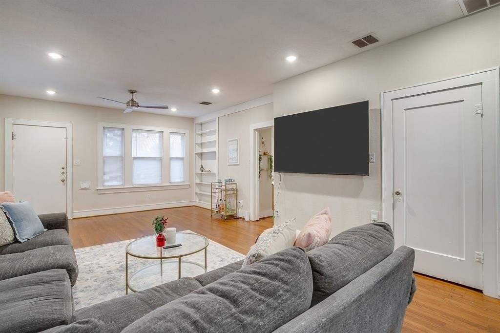 3103 Odessa Ave - Photo 5 of 28