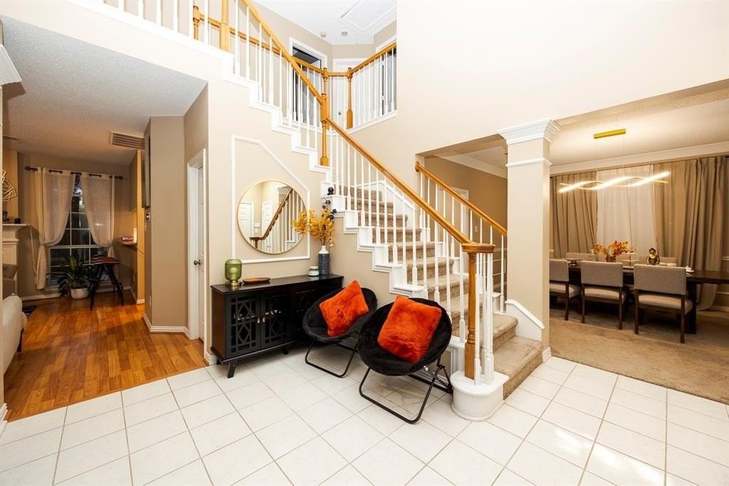 2106 Hunter Place Ln - Photo 6 of 39