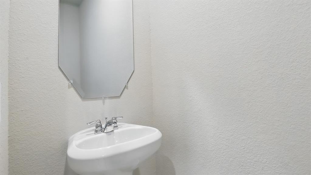 9280 Pear Butte Drive - Photo 5 of 15