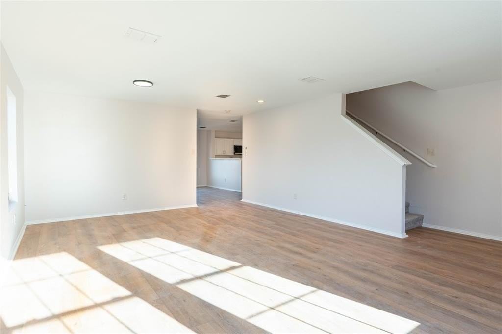 14108 Silkwood Dr - Photo 5 of 29