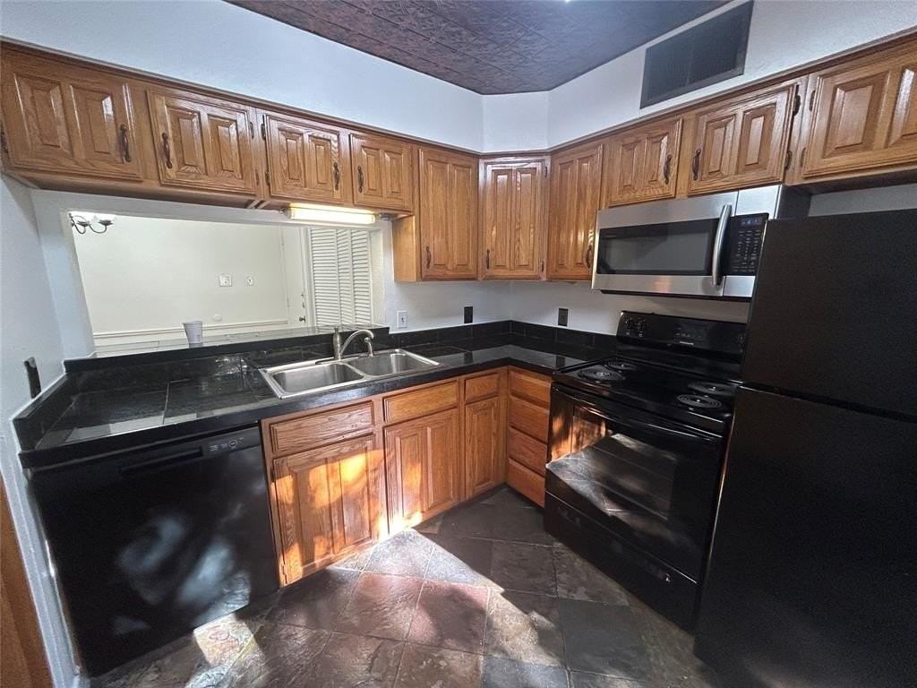 6509 Hickock Dr #2C - Photo 5 of 24