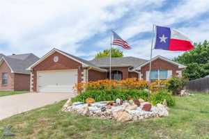 featured image of 3026 Delaware Road