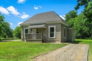 827 West Ellis Street - Photo 1 of 1