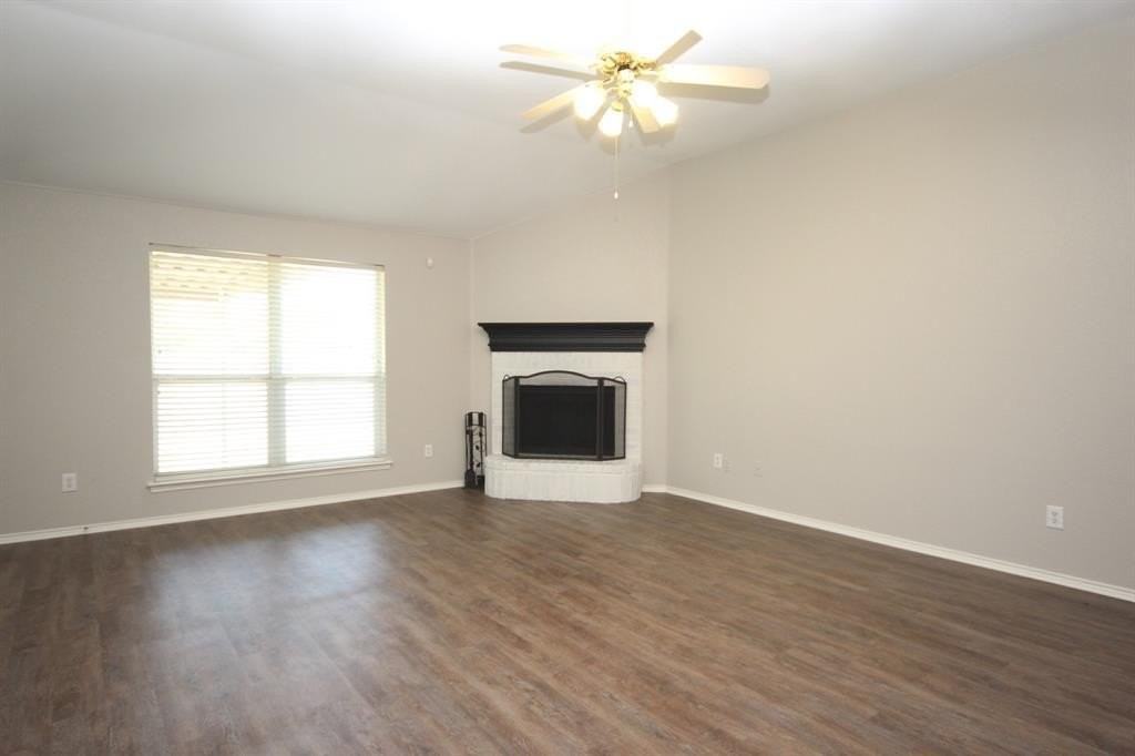 2 Wrexgate Ct - Photo 3 of 17