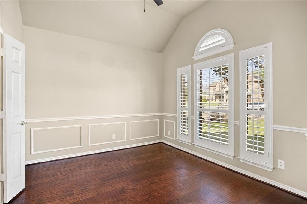 12245 Fairway Meadows Dr - Photo 7 of 34