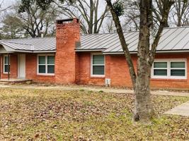 featured image of 1050 SE 36th Street