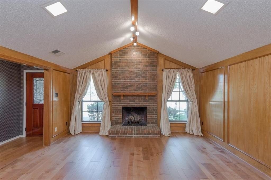 1106 Derby Run - Photo 4 of 35