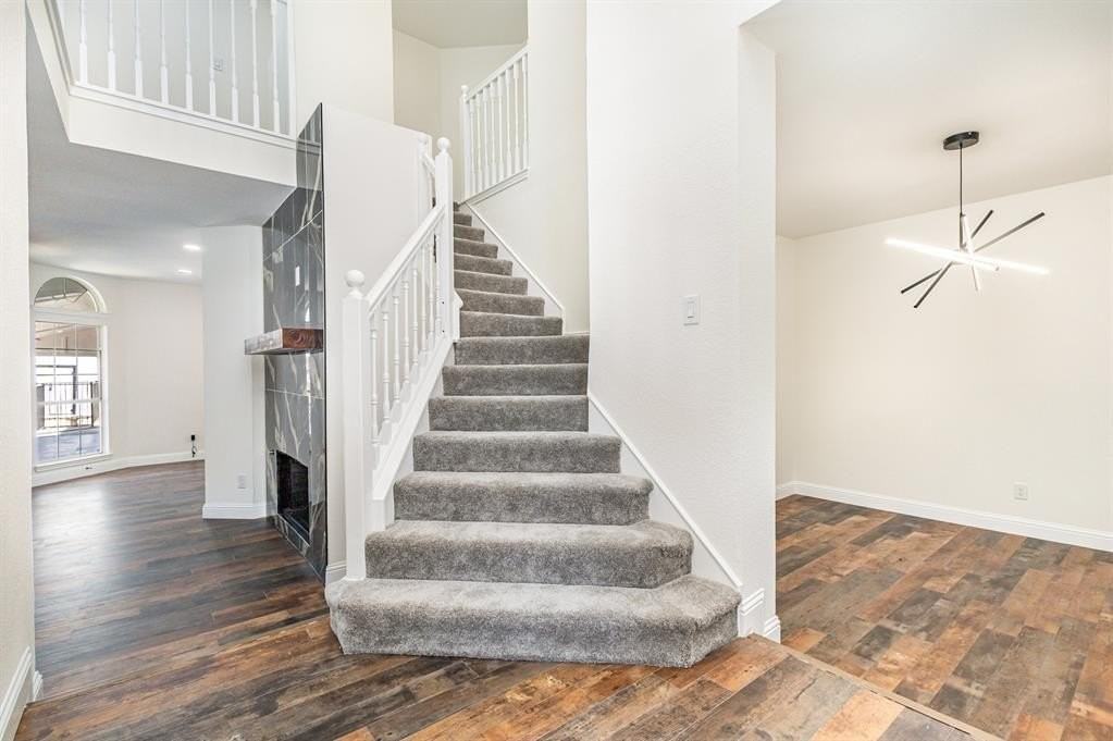 4610 Clay Dr - Photo 6 of 36