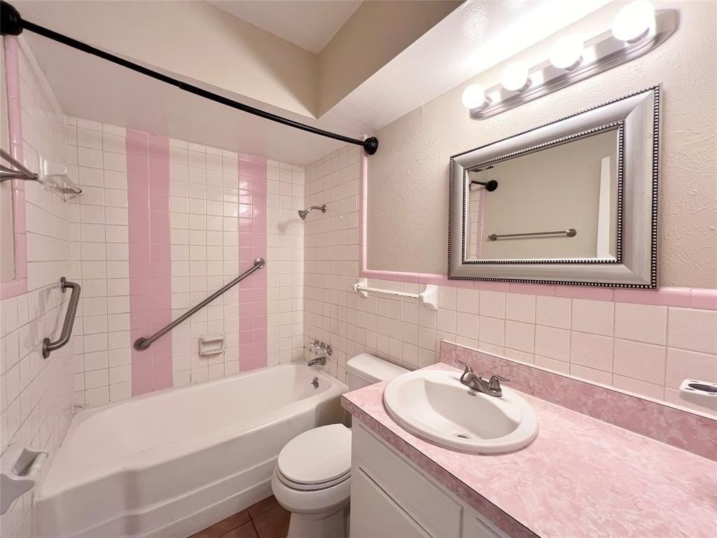 110 Campbell St - Photo 7 of 13