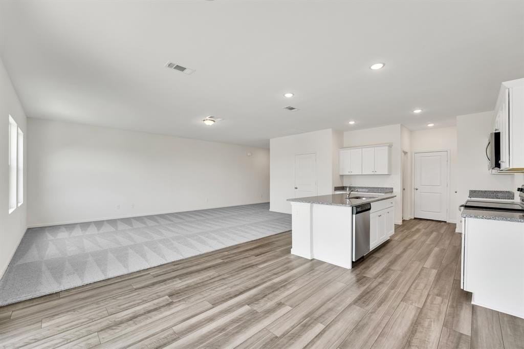 1707 Washington St - Photo 6 of 21