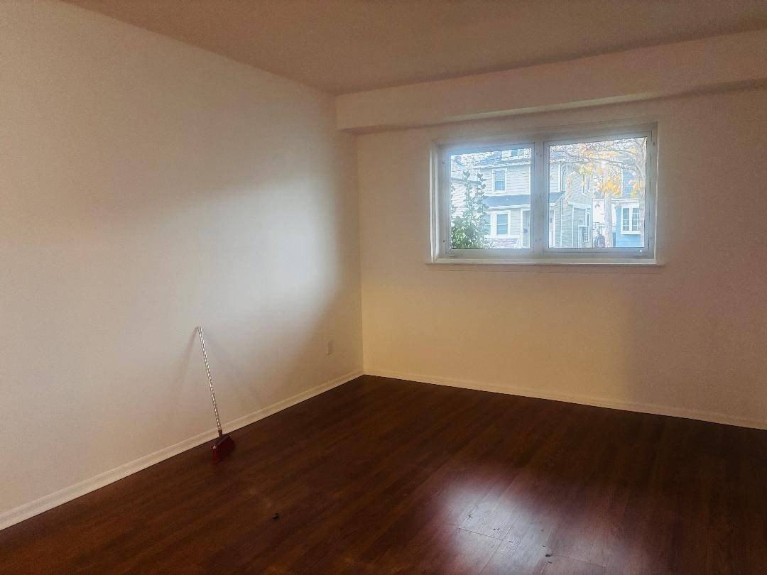 134 Woodbine Ave #2 - Photo 7 of 9