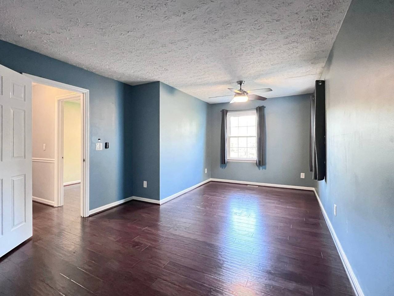 109 Carmel Woods Ct - Photo 7 of 18