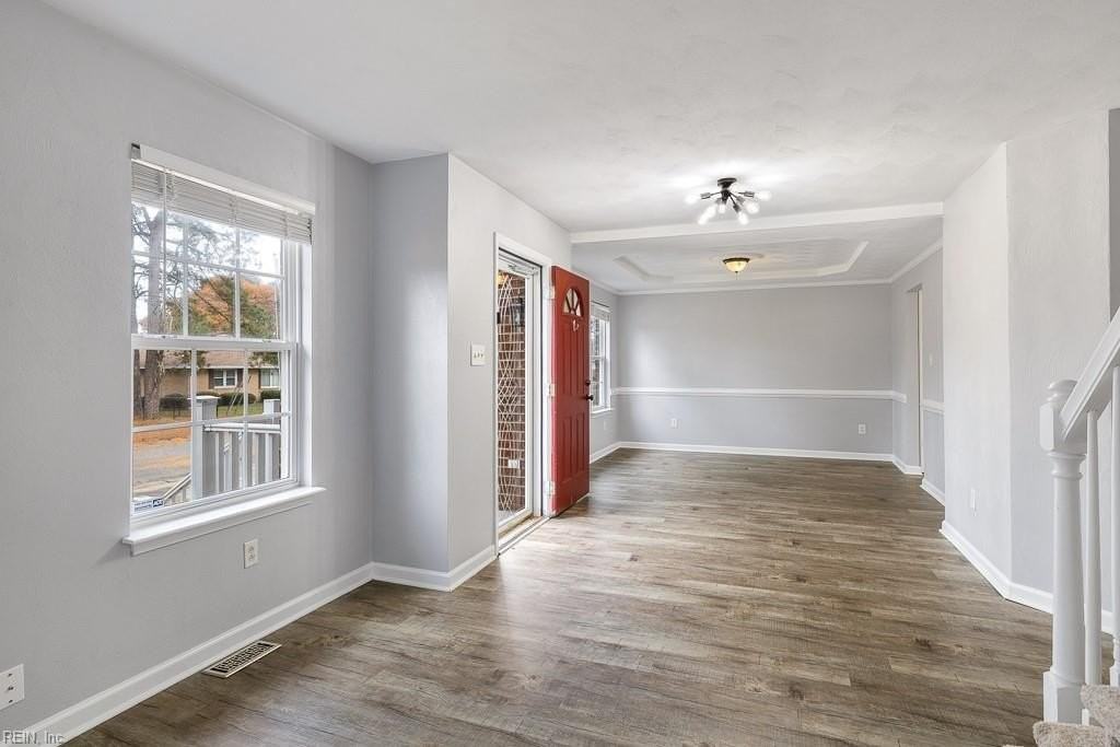 4515 Westborough Dr - Photo 5 of 45