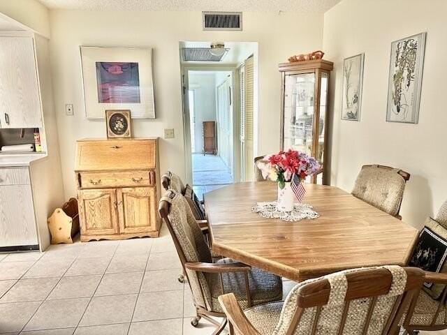 4014 Newcastle A - Photo 6 of 35