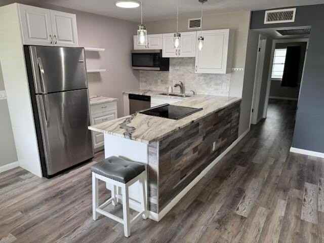 311 Chatham O - Photo 3 of 18