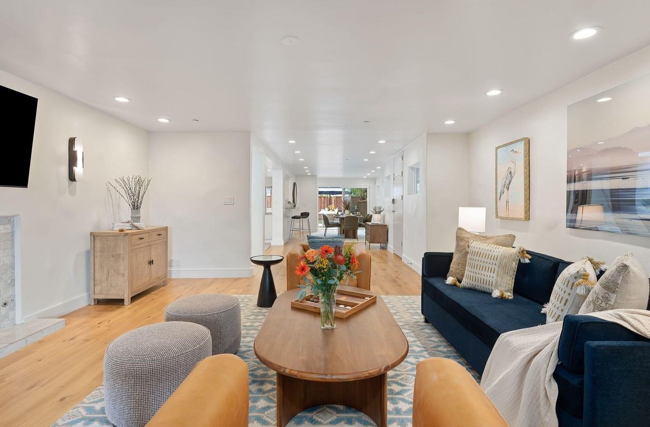 1126 Hill Rd - Photo 6 of 43