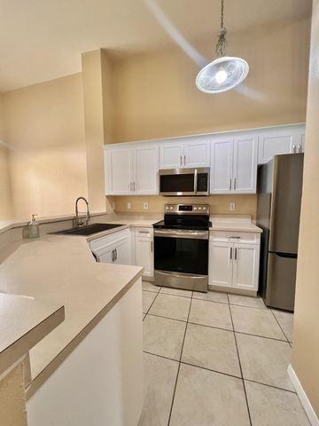 4863 Via Palm Lakes - Photo 4 of 8