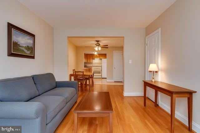 726 3rd Street Northeast - Photo 7 of 41