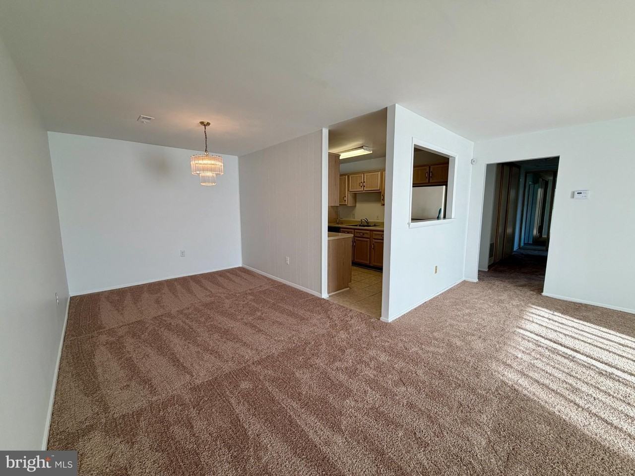 3103 Beckenham Ct Unit 252-D #252D - Photo 4 of 13