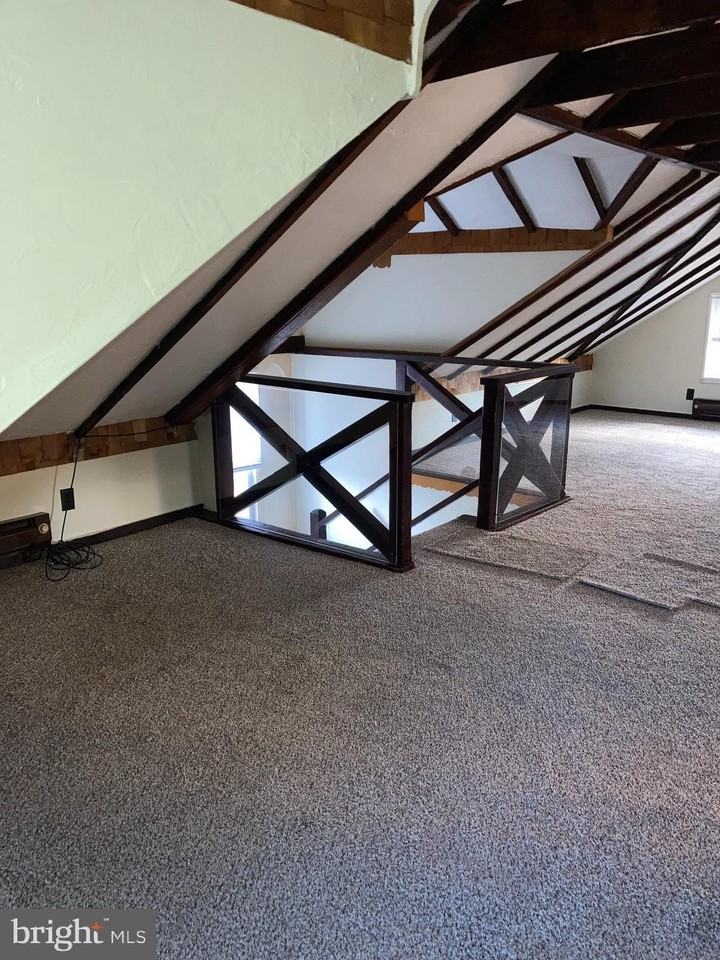 110 S Chester Pike - Photo 5 of 13