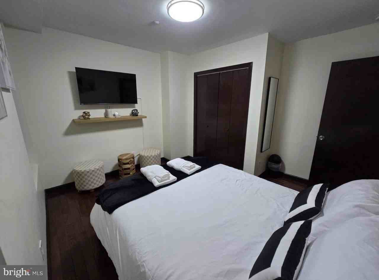 230 Market Street #4 - Photo 5 of 10