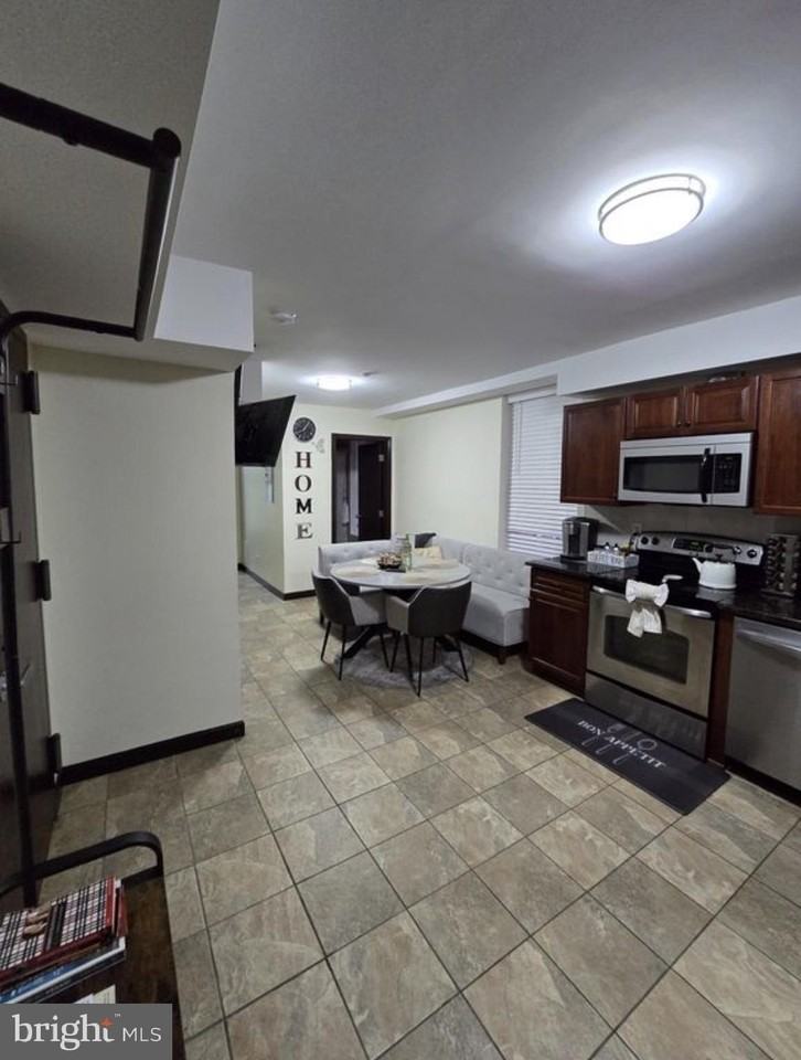 230 Market Street #4 - Photo 6 of 10