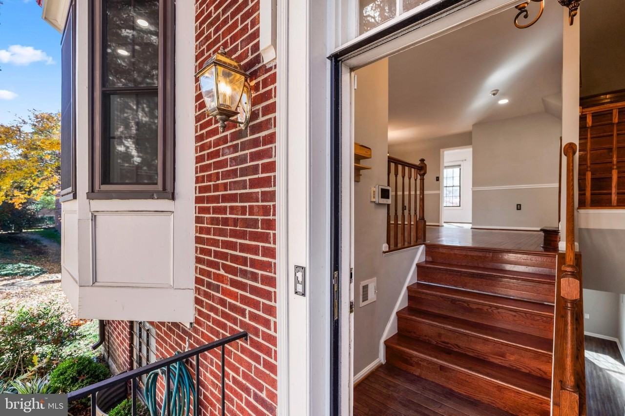 5416 Wycklow Ct - Photo 2 of 46