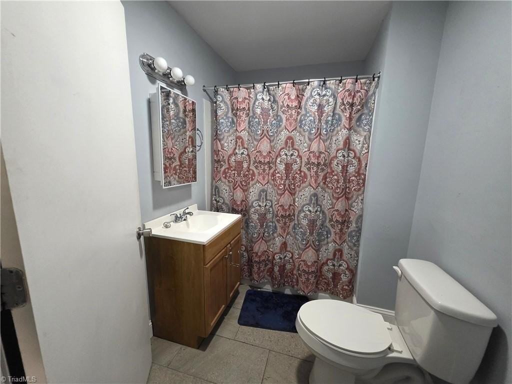 902 N South St - Photo 6 of 9