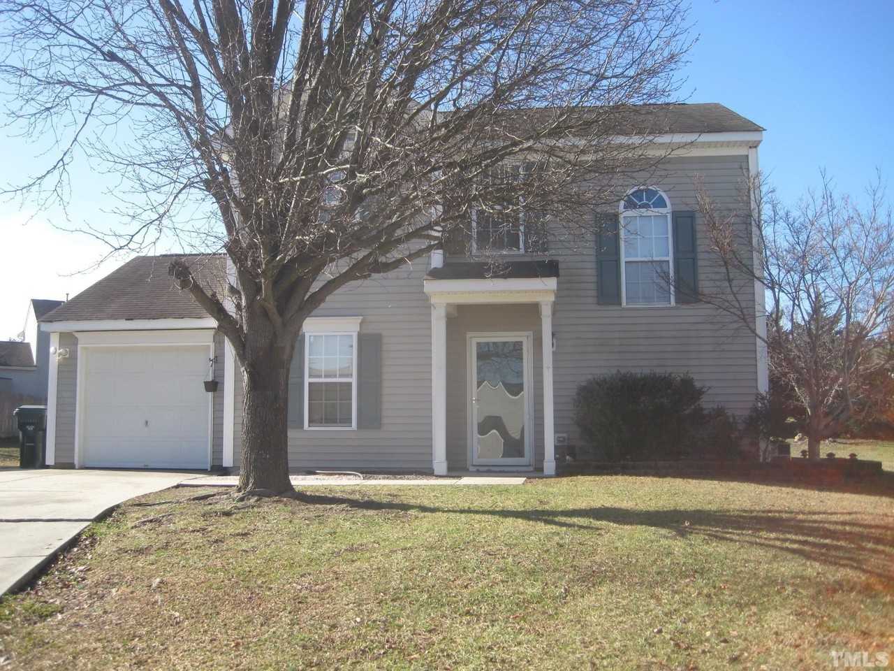 4405 Jordan Oaks Way - Photo 3 of 20