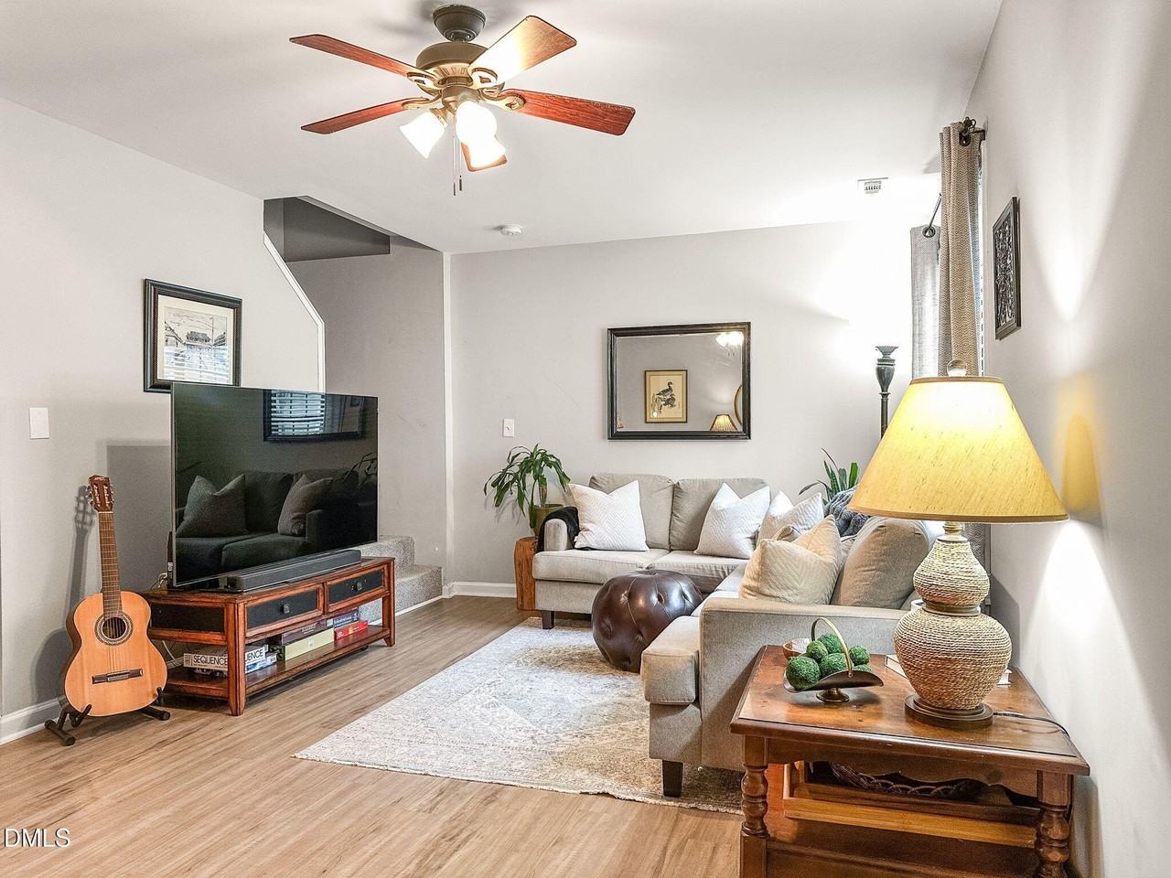 1019 Parkthrough St - Photo 2 of 23