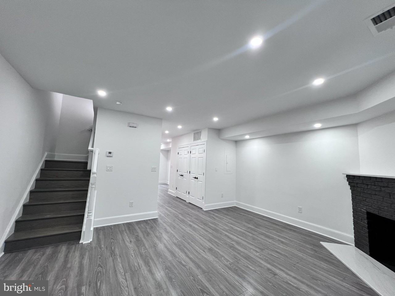 216 Jefferson St Nw ##A - Photo 4 of 36