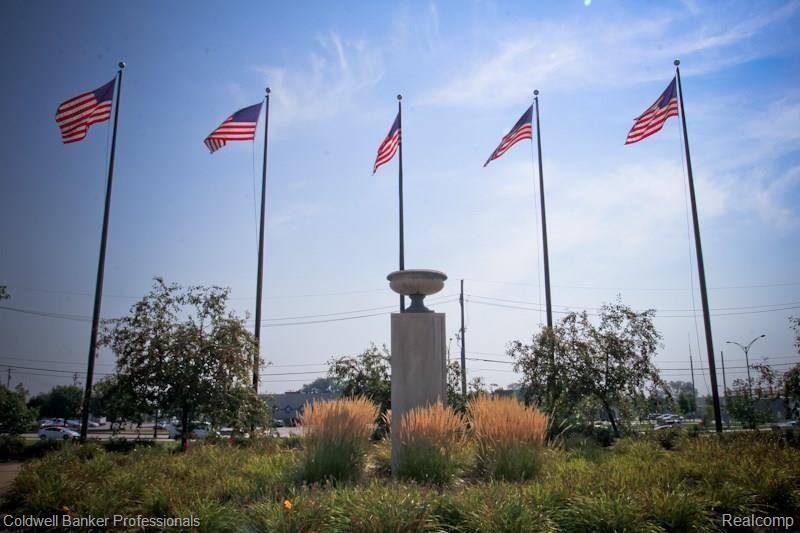 1582 Devon Ln - Photo 4 of 25