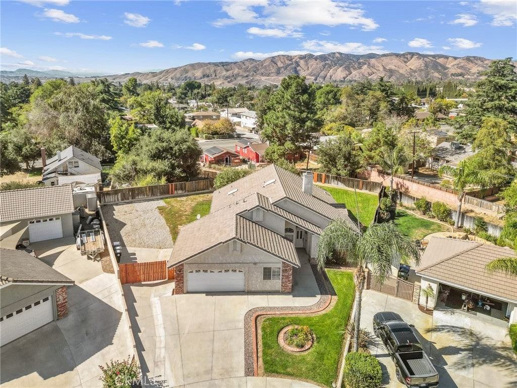 35330 Rancho Rd - Photo 3 of 19