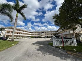 4299 Nw 16th St Apt 306 - Photo 1 of 1