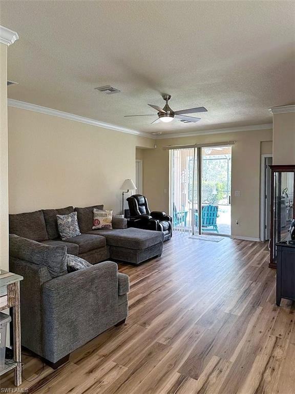 2350 Heydon Cir E - Photo 6 of 19