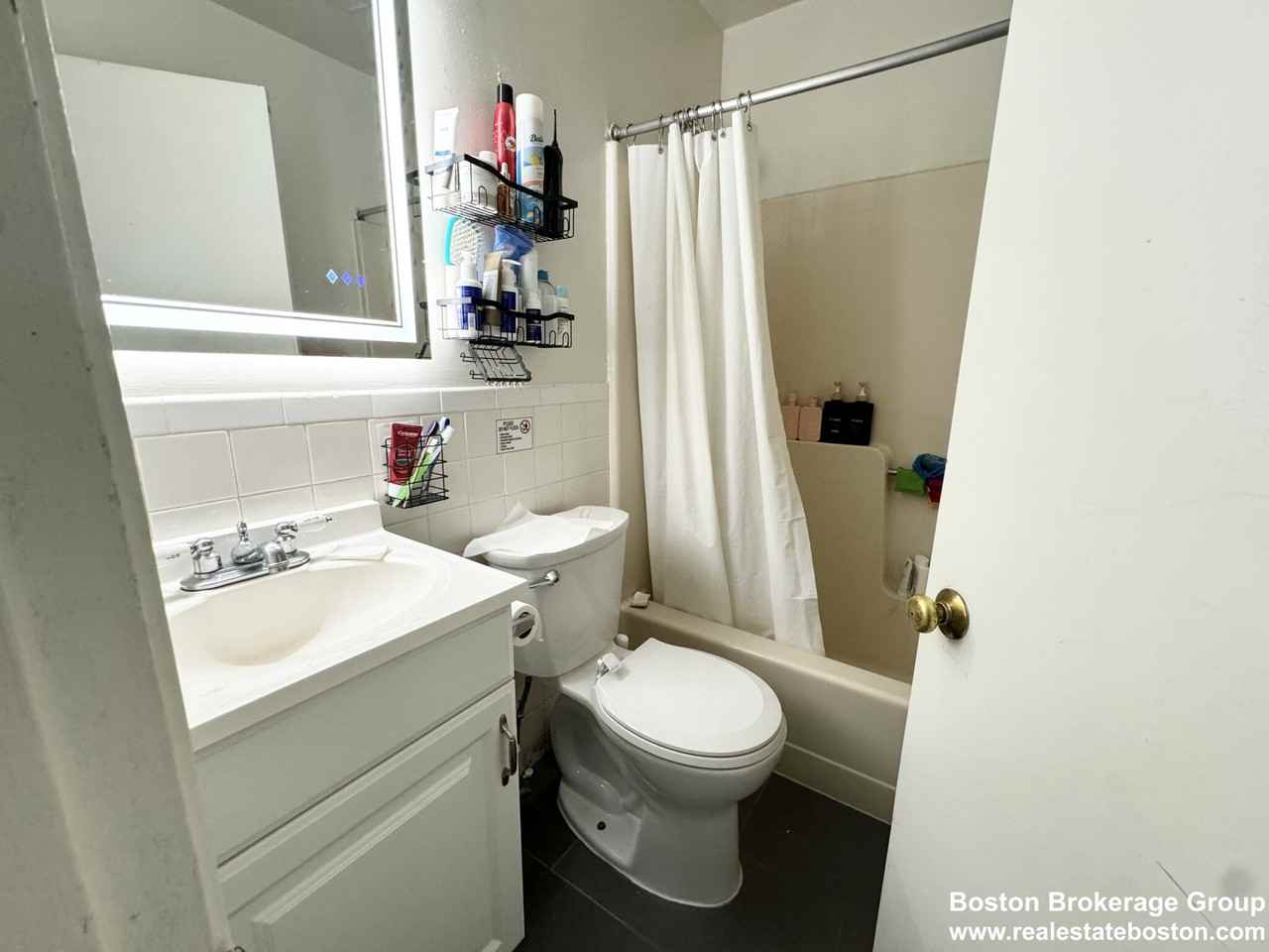 90 Hammond St #2 - Photo 5 of 6