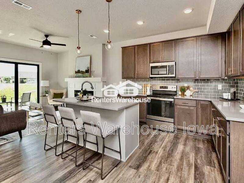 3624 Ne Marissa Ln - Photo 4 of 16