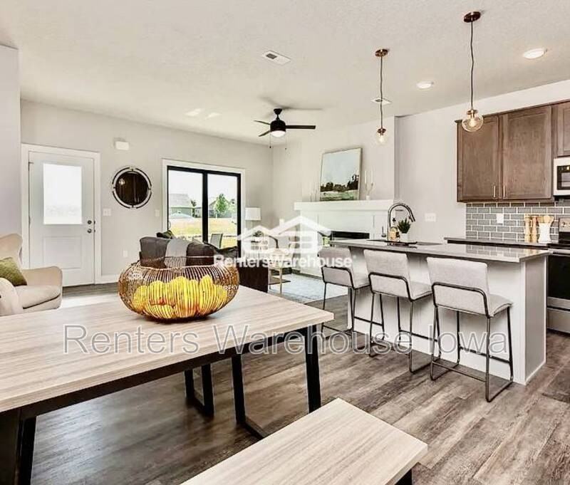 3624 Ne Marissa Ln - Photo 6 of 16