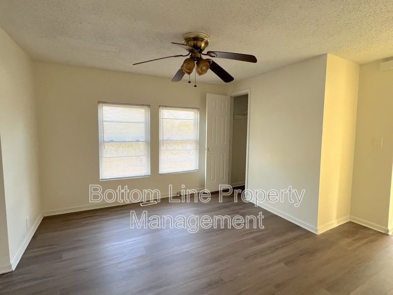 118 Nat Barber Ave - Photo 5 of 14