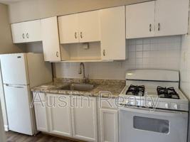 featured image of 8025 Gravois Road