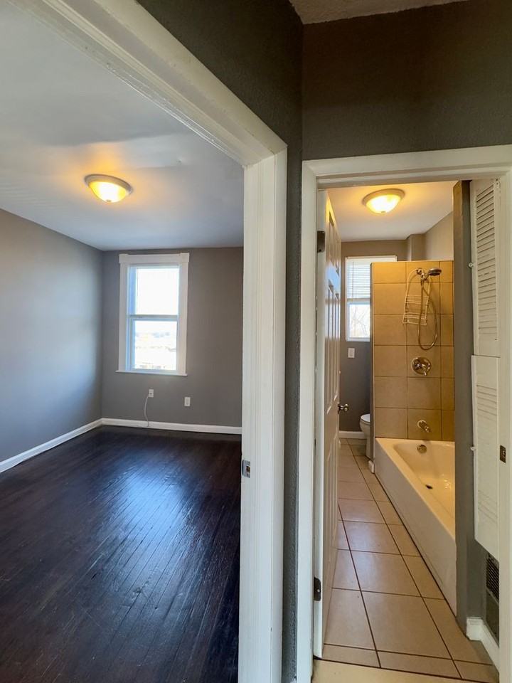 1931 Griffis Avenue - Photo 6 of 17