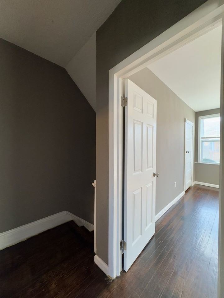 1931 Griffis Avenue - Photo 7 of 17