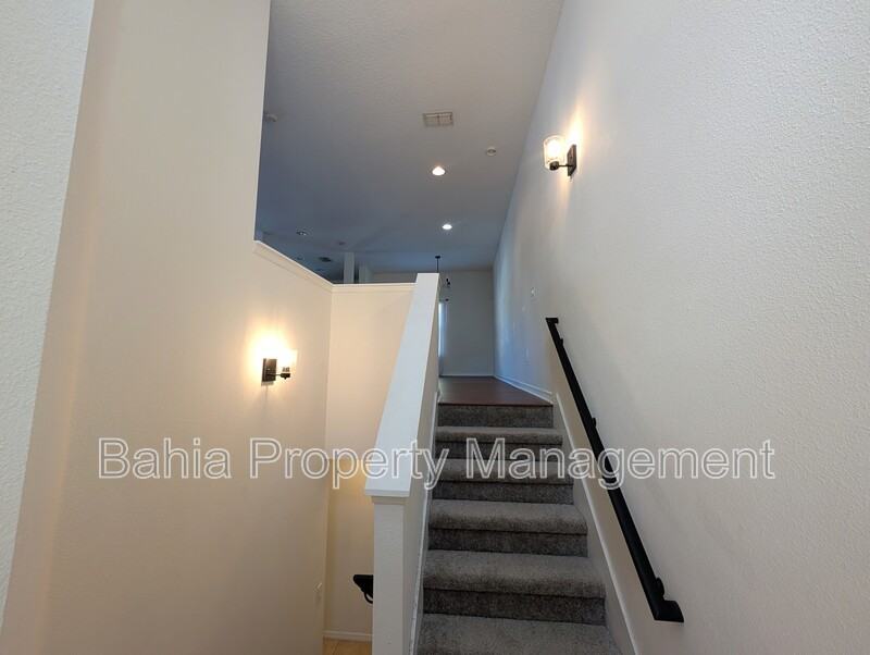 3633 W Everette Ave - Photo 4 of 26