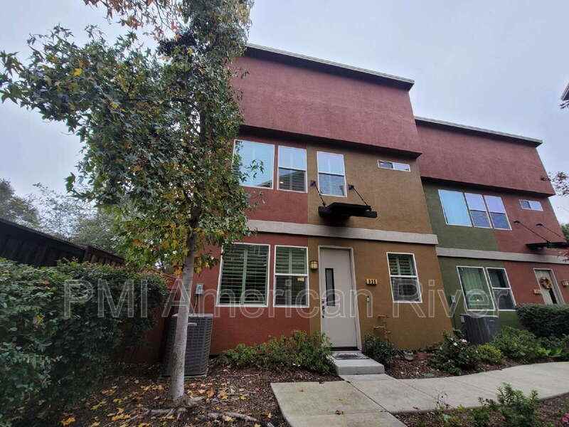 828 Chromium Court - Photo 2 of 20