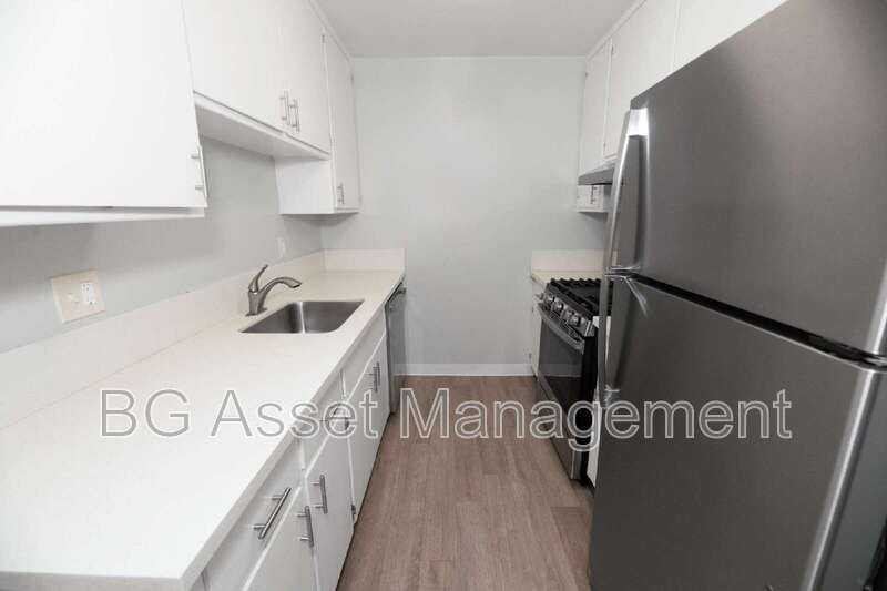 4621 Ashdale Ct #4 - Photo 6 of 21