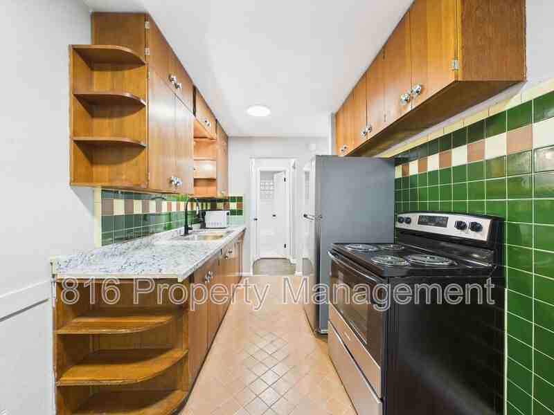 7560 Prospect Ave - Photo 7 of 42