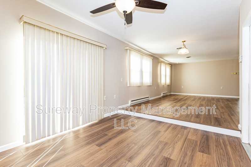 49 Westport Dr #71 - Photo 3 of 16