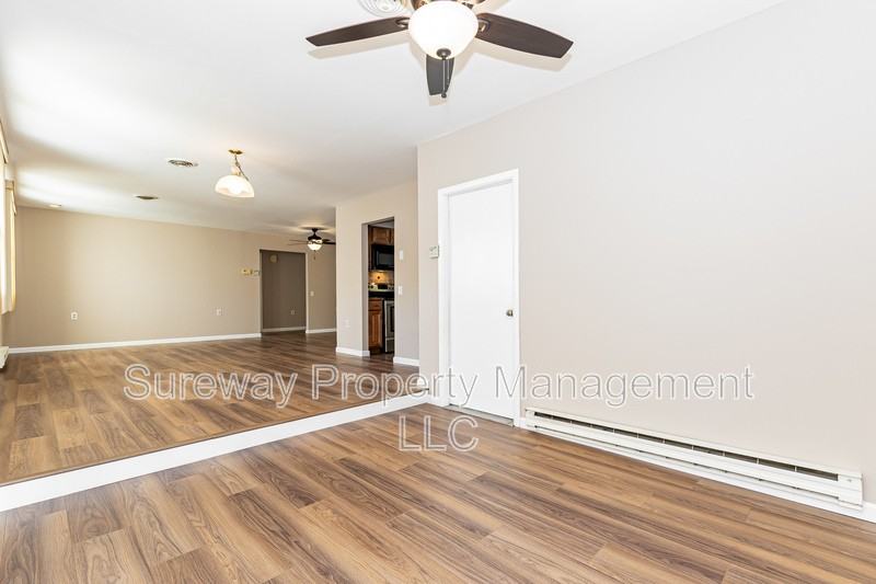 49 Westport Dr #71 - Photo 6 of 16