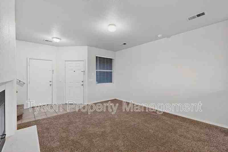 6520 Los Pueblos Pl Nw - Photo 6 of 35